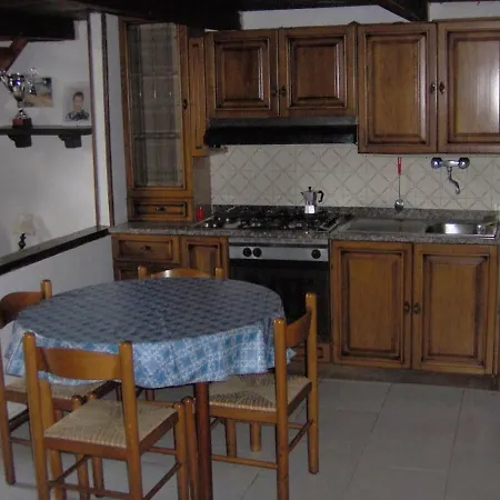 בית נופש La Casa Rosa מרצ'יאנה מרינה